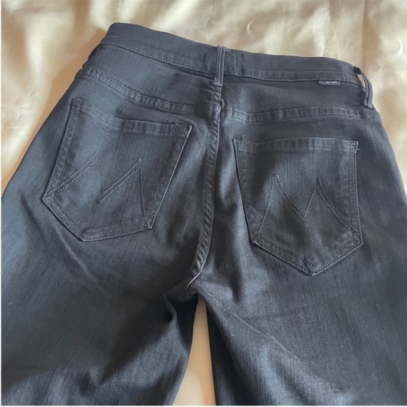 MOTHER- Mid Rise Insider Crop Step Fray Black Not Guilty Ankle Jeans Size 24 - Picture 8 of 12